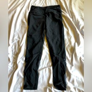 Victoria’s Secret Sport Black Leggings with Mesh Cutouts (Size S)